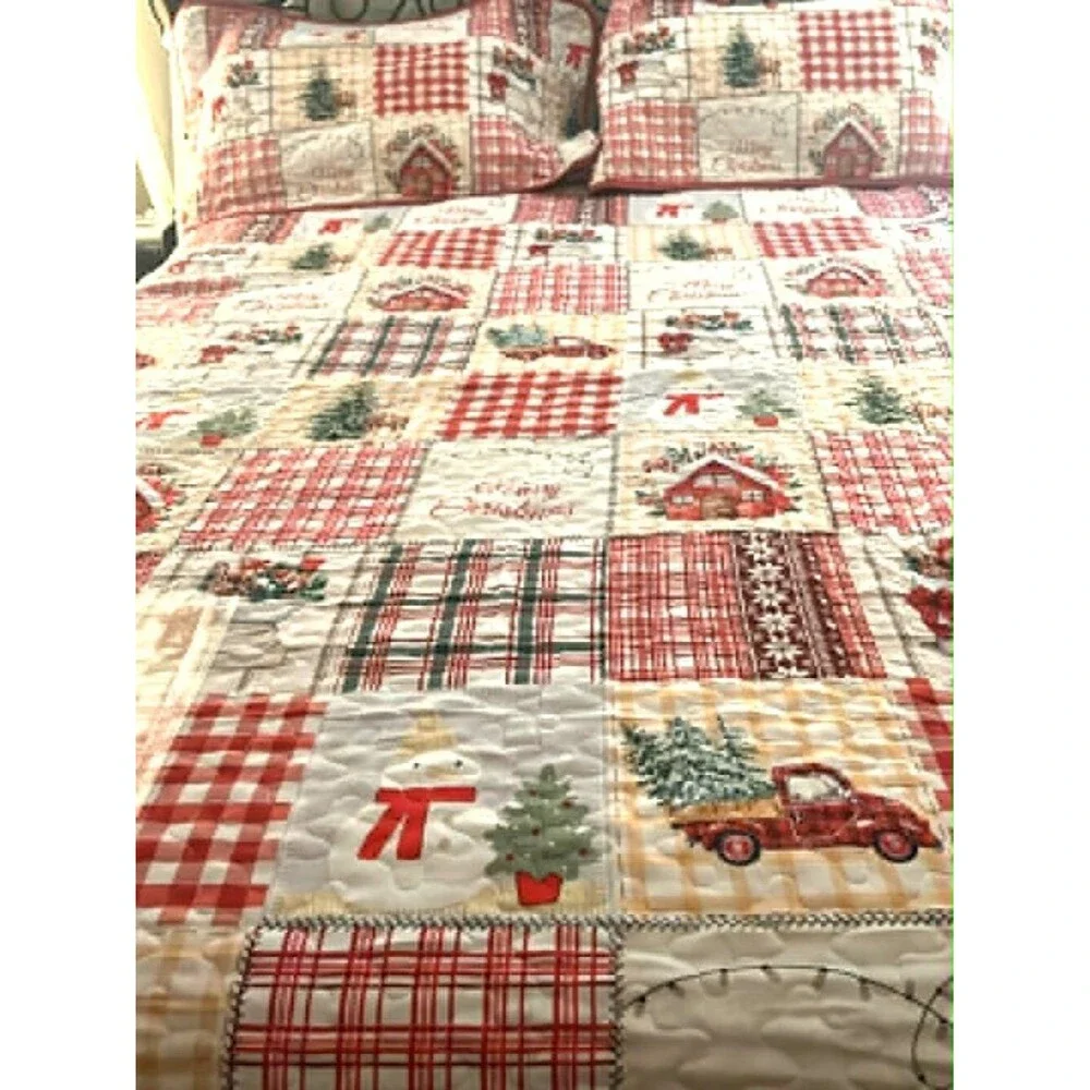 King Size Christmas Comforter Set — New Without Tags